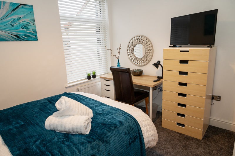 Room to Rent – Priory Road